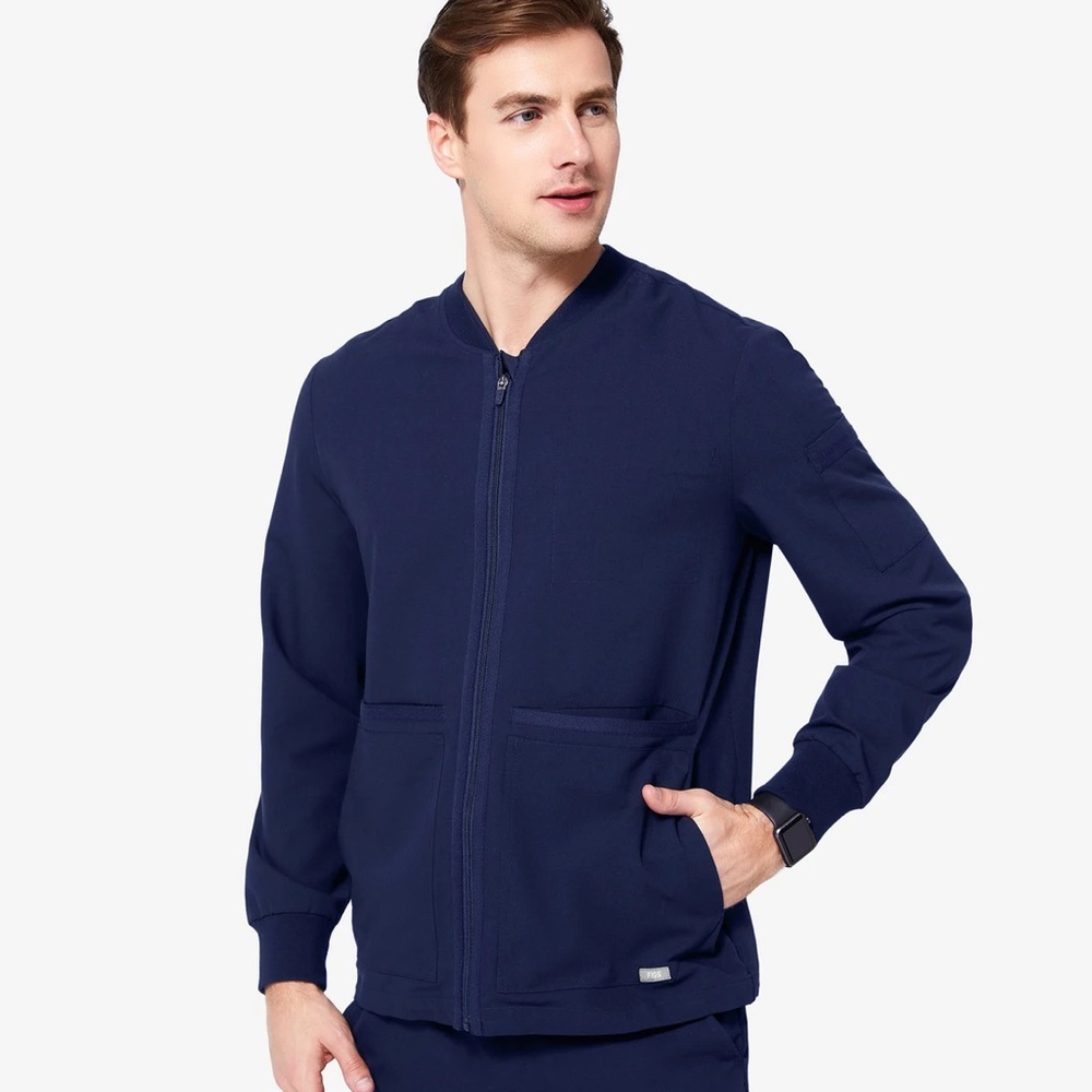 Men’s Figs NWOT Technical Collection Zapote Scrub Jacket Navy Size L Full Zip
